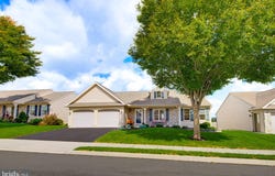 724 HEATHER RDG, MANHEIM, PA 17545