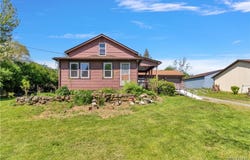 5748 Campbell Boulevard, Lockport, NY 14094