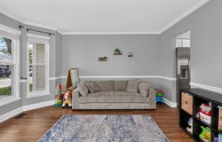 1554 N Dartmoor Avenue, Palatine, IL 60067