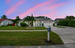 13820 Folkestone Circle, Wellington, FL 33414
