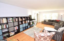511 VALLEY RUN Drive, CHERRY HILL, NJ 08002
