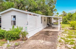 135 Areca Dr, Mulberry, FL 33860