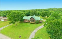 18184 W Levi Mountain RD, Park Hill, OK 74451