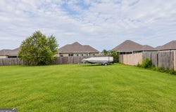 107 Wynchase Lane, Bonaire, GA 31005