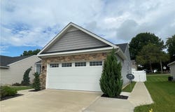 6913 Gauntlet Street SW, Massillon, OH 44646