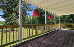 24 Hidden Oaks Road, Eldon, MO 65026