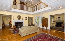 53 Main St, Stockbridge, MA 01262
