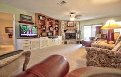 204 Sunset Dr, Llano, TX 78643
