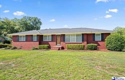 103 Alabama Dr, Darlington, SC 29532