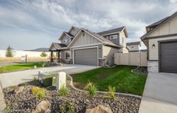 8517 N Avalanche Ln, Hayden, ID 83835