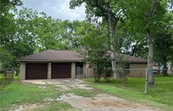 1609 Forrest Drive, Wharton, TX 77488