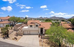 1221 E CLAIRE Drive, Phoenix, AZ 85022
