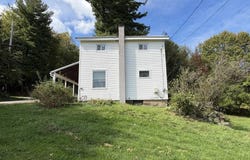 5003 Georgetown Rd, Franklin, PA 16323