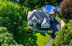 2 Horse Stable Circle, Shelton, CT 06484