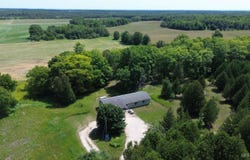 5580 LL Road, Garden, MI 49835