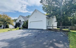 95 SUGARCAMP LN, STUARTS DRAFT, VA 24477