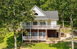 187 COUNTY RD 3989, Jasper, AL 35503