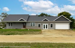 8616 Lake Drive, Springport, MI 49284