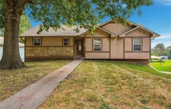 426 James Circle, Odessa, MO 64076