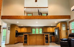 14 Shasta Drive, Londonderry, NH 03053