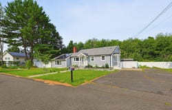14 Lewis Rd, Randolph, MA 02368