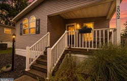 2002 PERILLI Drive, TELFORD, PA 18969