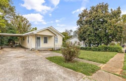 181 E Edison St, Alcoa, TN 37701