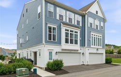 3023 Howell Dr, Bridgeville, PA 15017