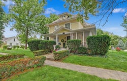 318 E Main Street, Monticello, IL 61856