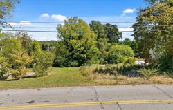 1000 S Crest Road, Chattanooga, TN 37404