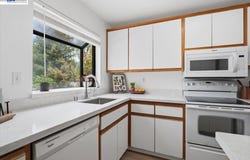 2598 Oak Rd, Walnut Creek, CA 94597