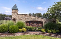 Hunters Glen, Murray, KY 42071