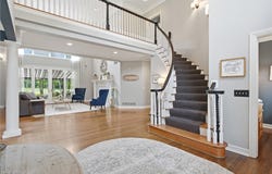 315 Glengarry Drive, Aurora, OH 44202