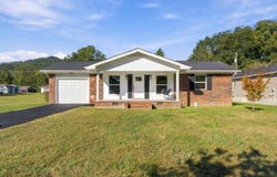 1101 Betsy Pack Drive, Jasper, TN 37347