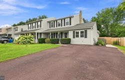 431 WINDSOR Drive, HARLEYSVILLE, PA 19438