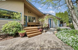 84 GREEN Ln, Eugene, OR 97404