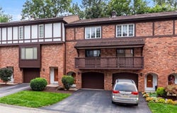 350 Woodbridge Dr, Ross Twp, PA 15237