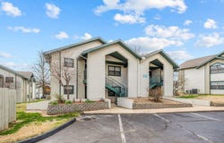 2700 Green Mountain Drive, Branson, MO 65616