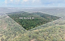 890 Norfolk Drive, Eldridge, MO 65463