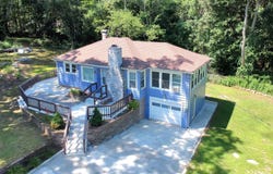 187 W Main Street, East Lyme, CT 06357