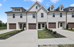 338 Legends Cir, Baxter, TN 38544