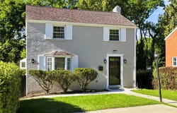 1227 Circle Dr, Braddock Hills, PA 15221