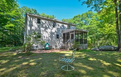 9 Perry Road, Deerfield, NH 03037
