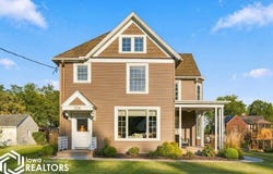 2636 S Main Street, Burlington, IA 52601