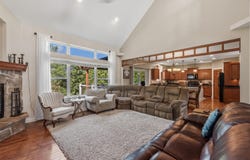 1875 Highland Ct, Slinger, WI 53086