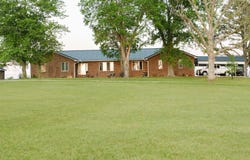2190 St Highway 181, Dora, MO 65637