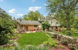 W350S3525 Waterville Rd, Oconomowoc, WI 53066
