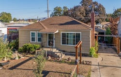 1406 E Rockwell Ave, Spokane, WA 99207
