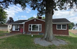 815 3rd Street SW, New Philadelphia, OH 44663