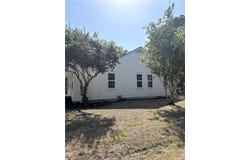 723 E Blackshear Street, Navasota, TX 77868